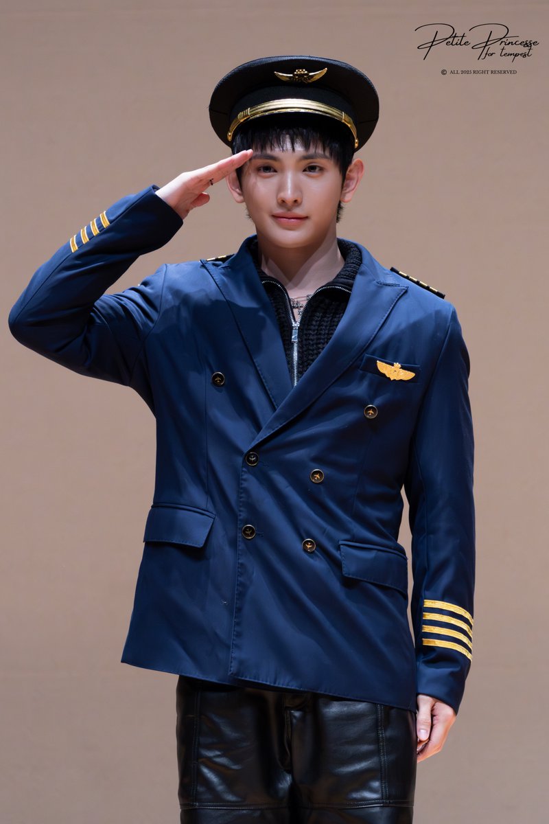 ☆𝒫ℯ𝓉𝒾𝓉ℯ 𝓅𝓇𝒾𝓃𝒸ℯ𝓈𝓈ℯ☆ tweet media