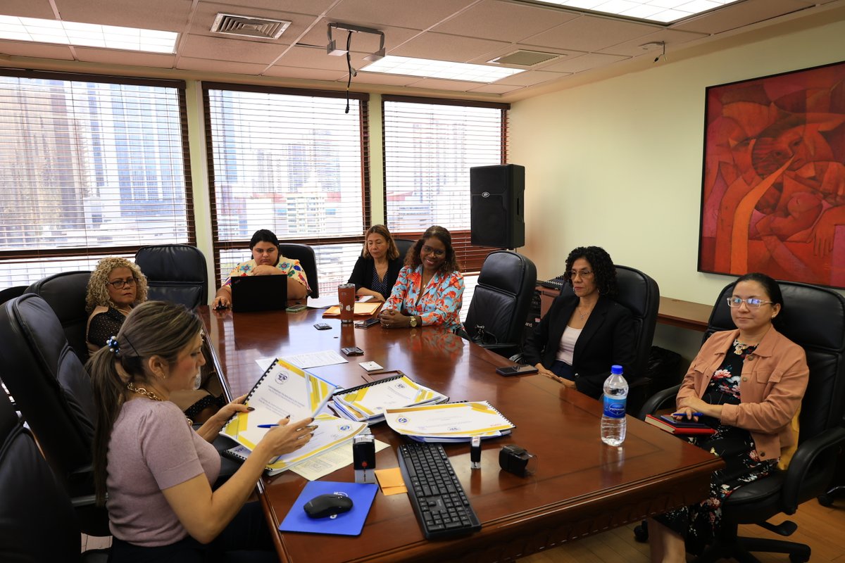 Facultad de Ingeniería Industrial | UTP tweet media