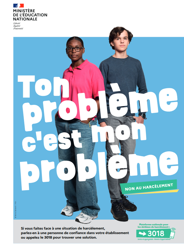 Prefet67's tweet photo. #Education | Journée de  lutte contre le harcèlement scolaire

Dans le Bas-Rhin, des actions sont menées afin de lutter contre le harcèlement dans les établissements scolaires :

➡️ 100%  des établissements du département (écoles, collèges, lycées) sont engagés dans  le programme pHARe (plan de prévention du harcèlement à destination des écoles, des collèges et des lycées).

➡️ Une  "équipe ressource" de 5 personnes par établissement est  chargée de mettre en œuvre le protocole de prise en charge des situations de harcèlement.

➡️ Des équipes d'ambassadeurs "harcèlement" s'investissent dans les collèges et les lycées.

Vous  êtes victime ou témoin de harcèlement, des solutions  existent :

📞 3018 — pour le harcèlement et le cyberharcèlement

✅ numéro gratuit, anonyme et confidentiel pour une prise en  charge globale des victimes (écoute, suppression de comptes et contenus préjudiciables, qualification juridique, accompagnement, conseils sur la parentalité numérique,...).

Pour en savoir plus :

👉https://t.co/VrtNyZkCsE
👉https://t.co/i4Cz2Wy8Of