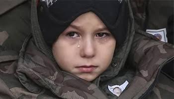 Bir çocuğun gözyaşlarına sırtımı dönmem!