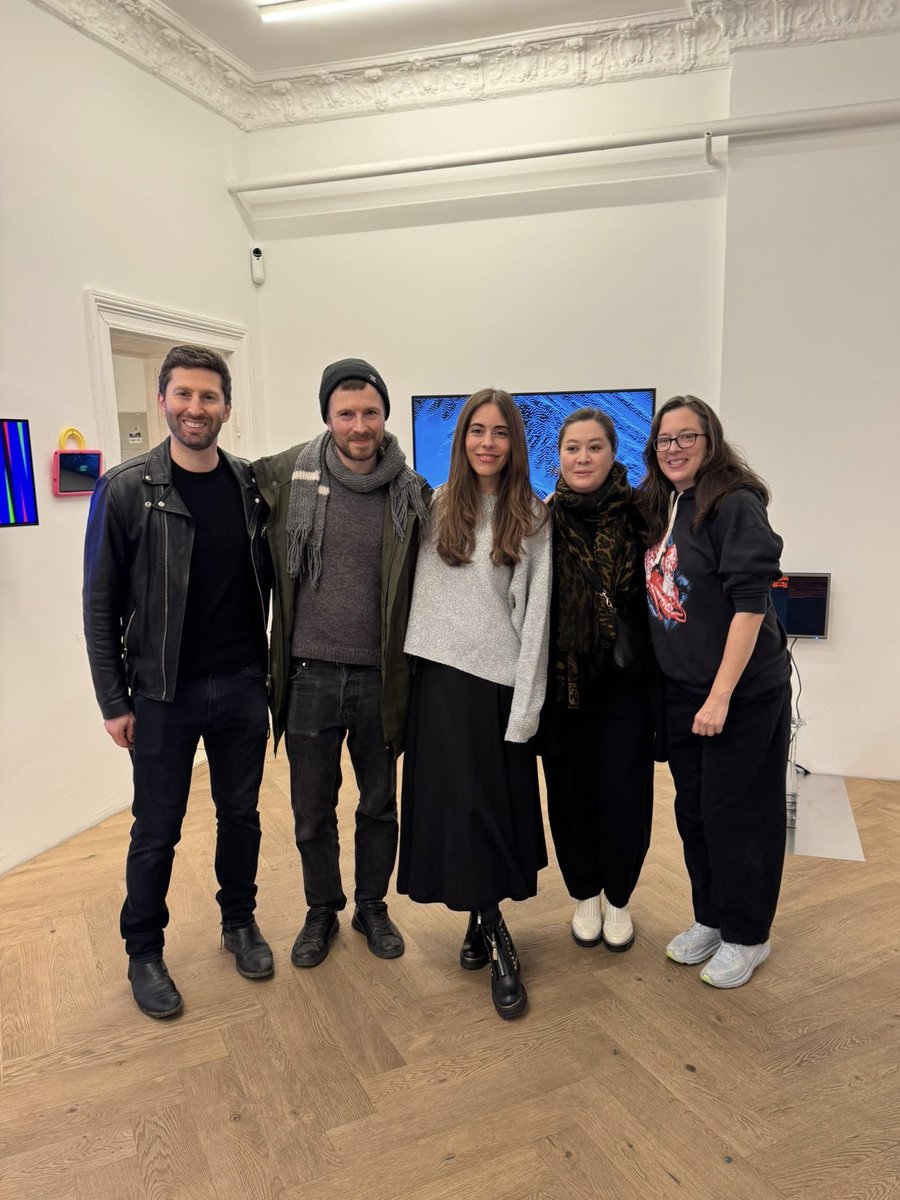 Out here <a href="/artontezos_/">Art on Tezos</a> Berlin 🇩🇪