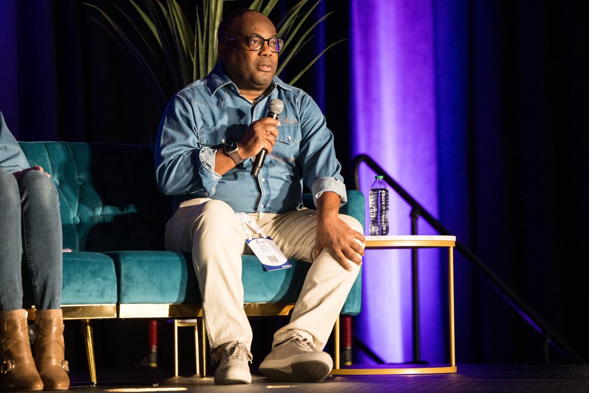 TechCon365's tweet image. What an incredible AI Roundup keynote panel at TechCon 365 Dallas! 🚀 Inspiring conversations, bold ideas, and real-world insights that are shaping the future of artificial intelligence. Grateful to our speakers and attendees for making this such an impactful moment!…