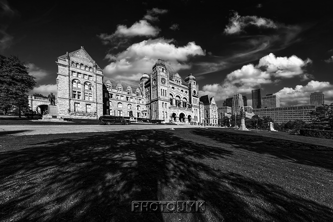 jyk1354's tweet photo. Excited to launch my passion project: I LOVE TORONTO! ❤️🍁

Kicking things off with the majestic Ontario Legislative Building, a symbol of history and pride in the heart of the city.

More Toronto love coming your way – one frame at a time. 📸

#photojyk #art  #Toronto   #1x https://t.co/ayx4fJbDQW