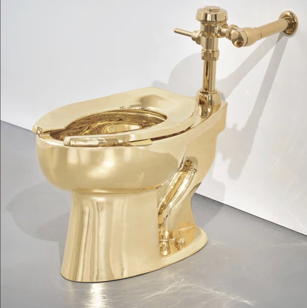 Duchamp or Cattelan ? 

Maurizio Cattelan stole the show at last year’s fall marquee auctions in New York with his banana duct-taped to a wall that sold for $6.2 million at Sotheby’s. During this November’s fall sales, the Italian conceptual prankster is likely to make a bigger