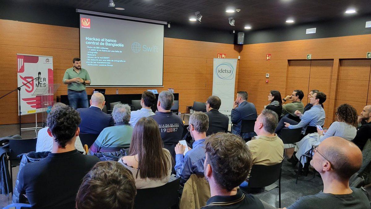 ajuntament_vh's tweet image. Avui, a l&apos;Hospitalet de l&apos;Infant, s’ha celebrat la jornada “Energia segura: ciberseguretat en el sector elèctric”, organitzada per #CRiSES (@universitatURV ) dins del projecte HERMES.
👥 Més de vint participants han debatut sobre innovación, recerca i reptes de la digitalització