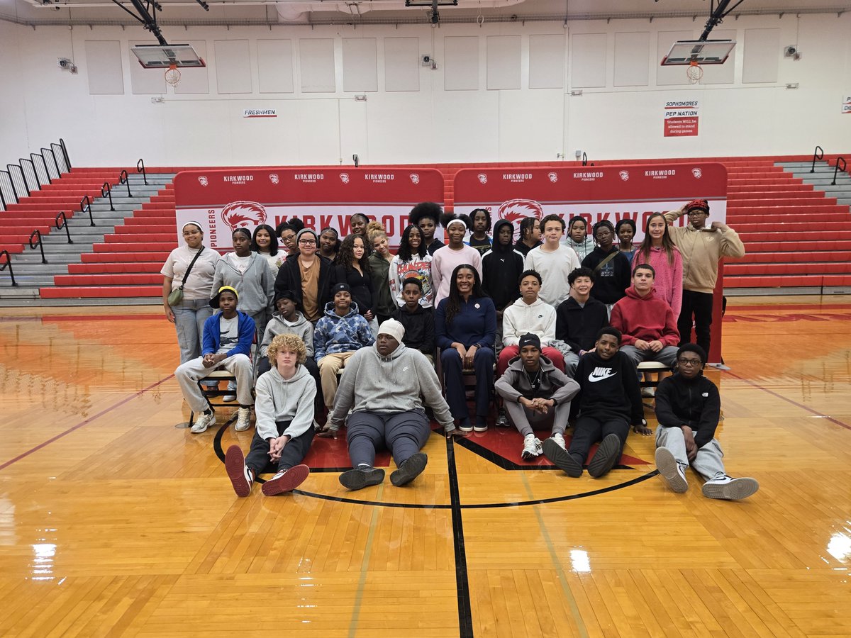 KirkwoodHS's tweet photo. @connecticutsun GM (and 4x NCAA champion!) Morgan Tuck stopped by KHS to talk with our basketball programs and BACC students. Her biggest message? Pivot. When things get tough, don’t stop — pivot, learn and keep moving forward. 🏀✨ https://t.co/5VAr5Hd8tn https://t.co/d4McheuEKn