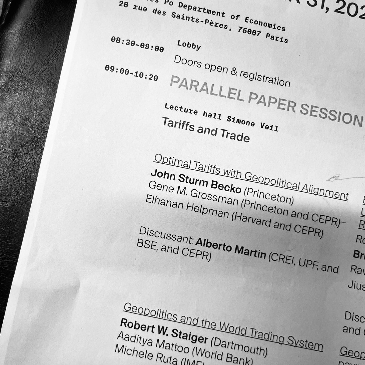 v_thakur3's tweet photo. It was a honor and privilege to have chaired the 'Tariffs and Trade' session at last week's Geoeconomics conference @sciencespo! 
We discussed tariffs and trading system but in a geopolitical setup.
@kielinstitute @cepr_org https://t.co/YcjM6QAQtO
