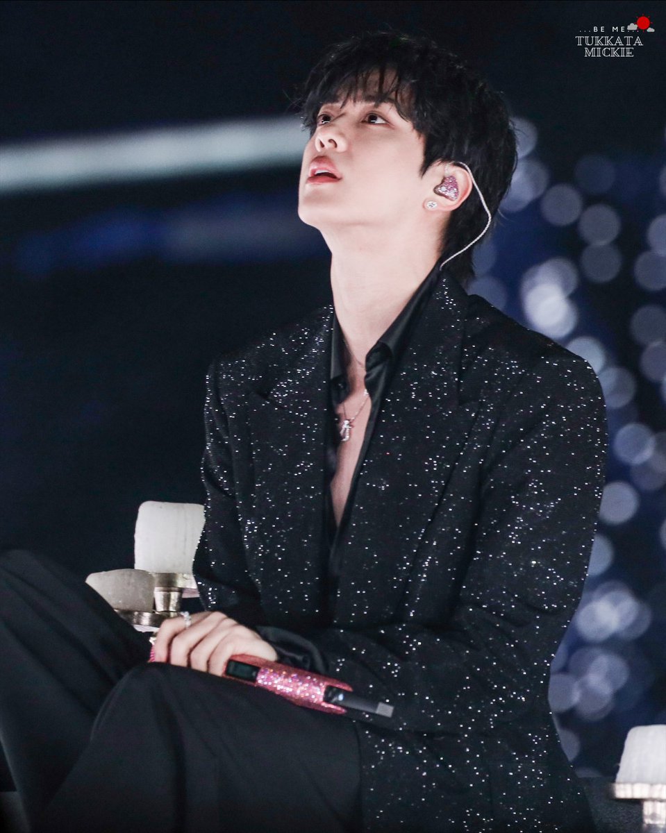 thejinfantry's tweet photo. Beautiful people vote for #JIN in the #2025MAMAVOTE https://t.co/oqdTB2bRme
