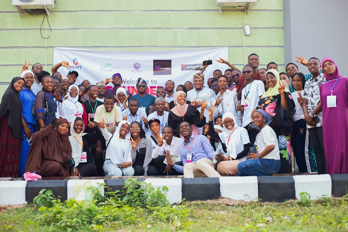 Kwasu_HultPrize's tweet photo. ✨ Throwback to an unforgettable moment at Founders Connect!
A day filled with innovation, inspiration, and brilliant minds coming together to build a better future. ✨
Here’s to the changemakers turning ideas into impact! 💡💪
#FoundersConnect #HultPrizeKWASU #Innovation https://t.co/h8YRCLFZJq