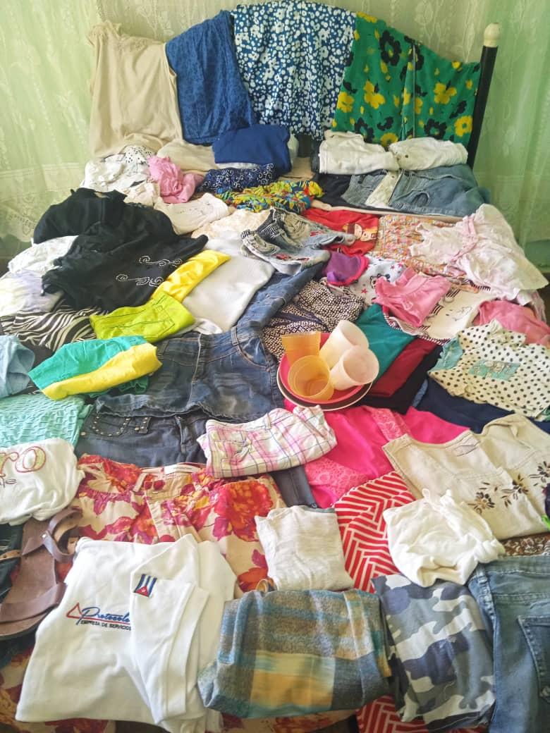 ‼️Con el corazón en el Oriente y la convicción firme de que la solidaridad es nuestra mayor fuerza  ,desde los consejos populares en #MinasDeMatahambre se continúan alistando  donaciones para quienes enfrentan las secuelas del huracán Melissa.
#Cuba 🇨🇺