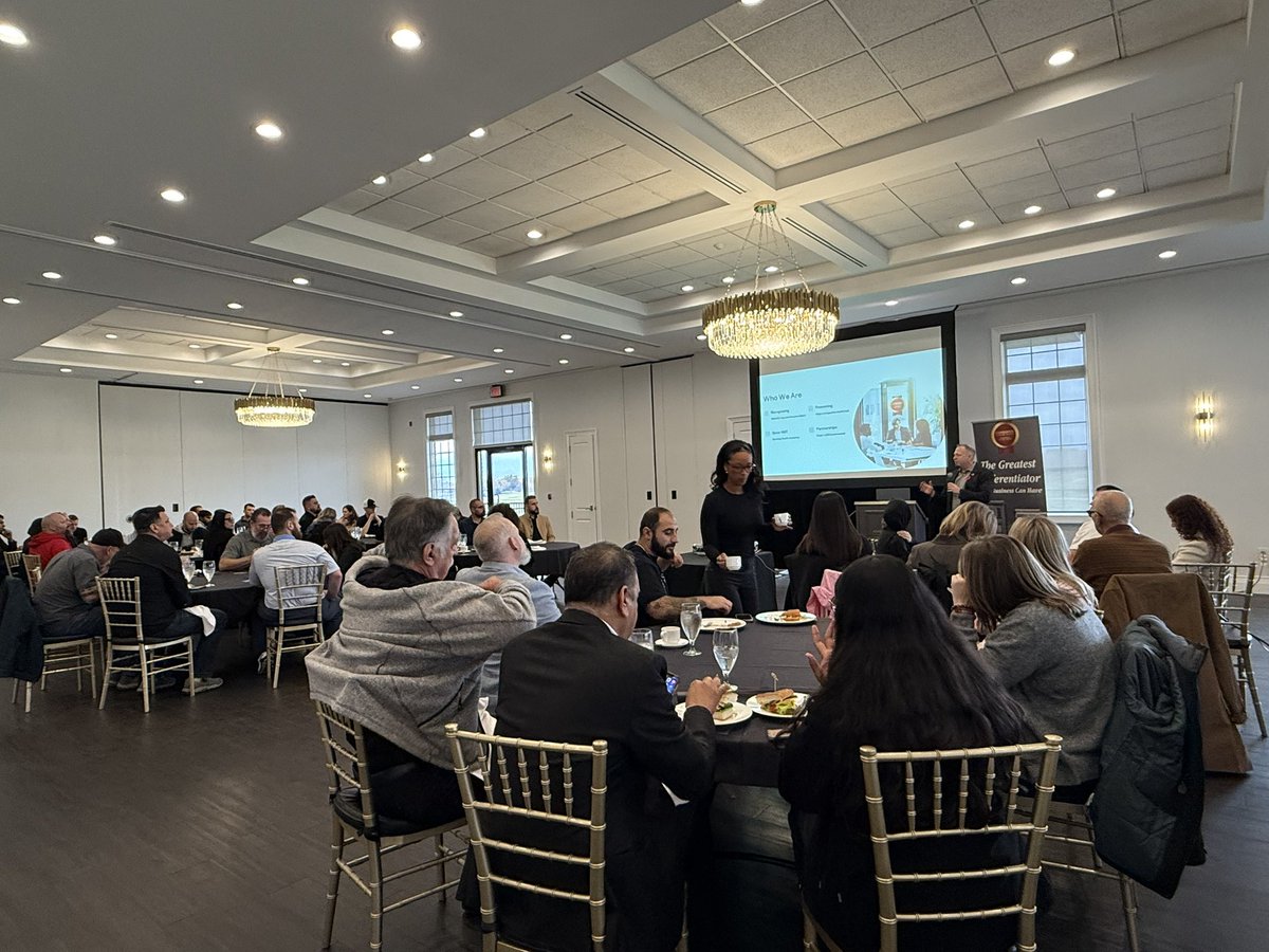 ConsumerChoiceAward tweet media