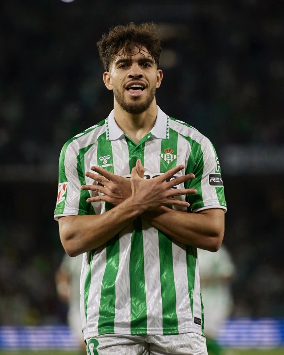 zoninfobe's tweet photo. ⚽️ GOOOOL de Abde Fénix peina Bakambu el centro de Gio Lo Celso y el Marroquí entra bien al rechace para meter el primero del equipo verdiblanco.

#RealBetis #EuroBetis #UEL https://t.co/ykNt0WtzUd