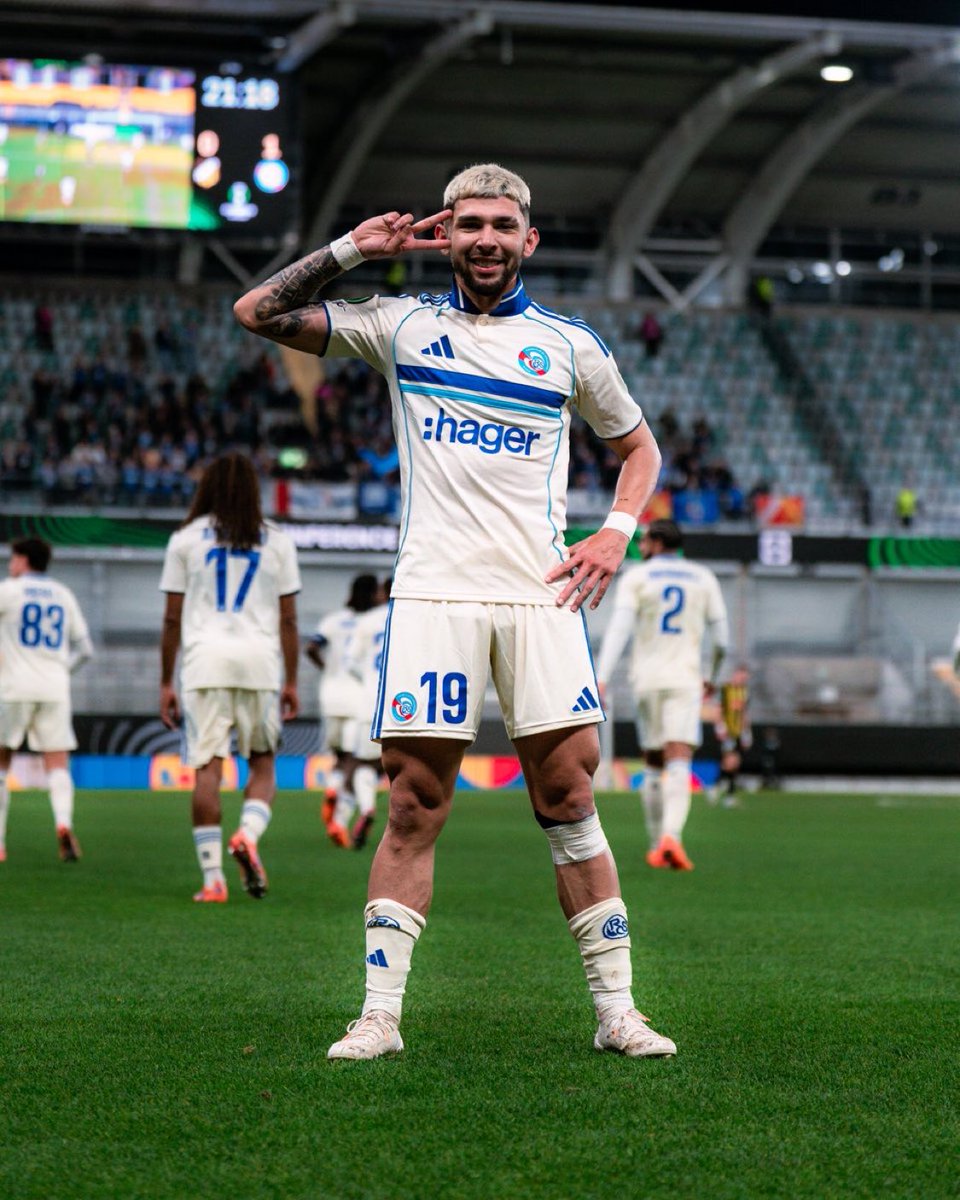 RCSA_English's tweet image. First goal for Racing 🇵🇾💙

31&apos; | 0️⃣-1️⃣ #BKHRCSA