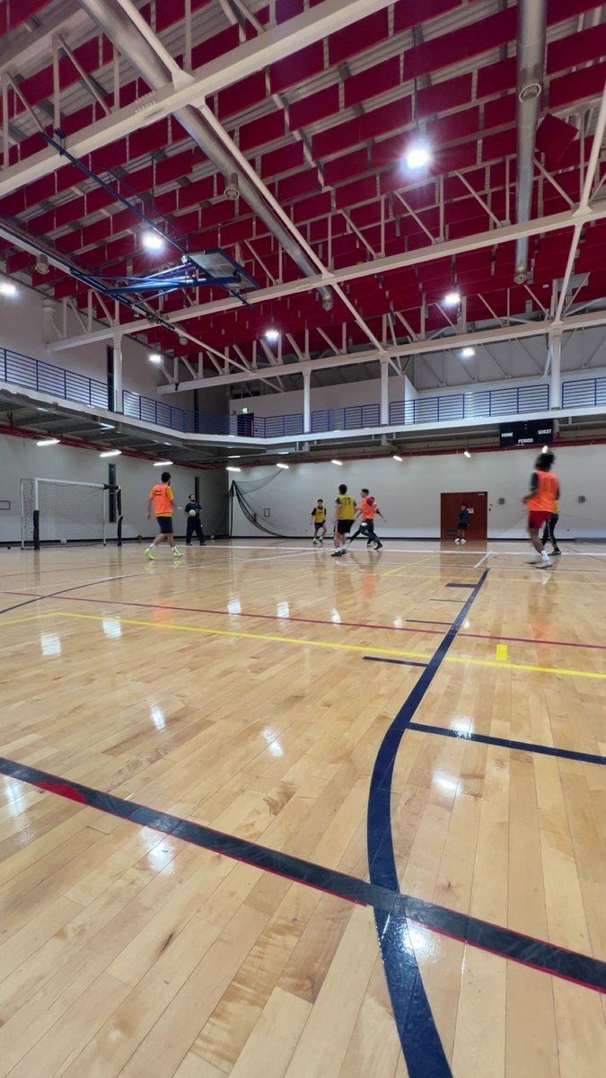 lllap89's tweet image. بطولات الأولمبياد بدت 🥊