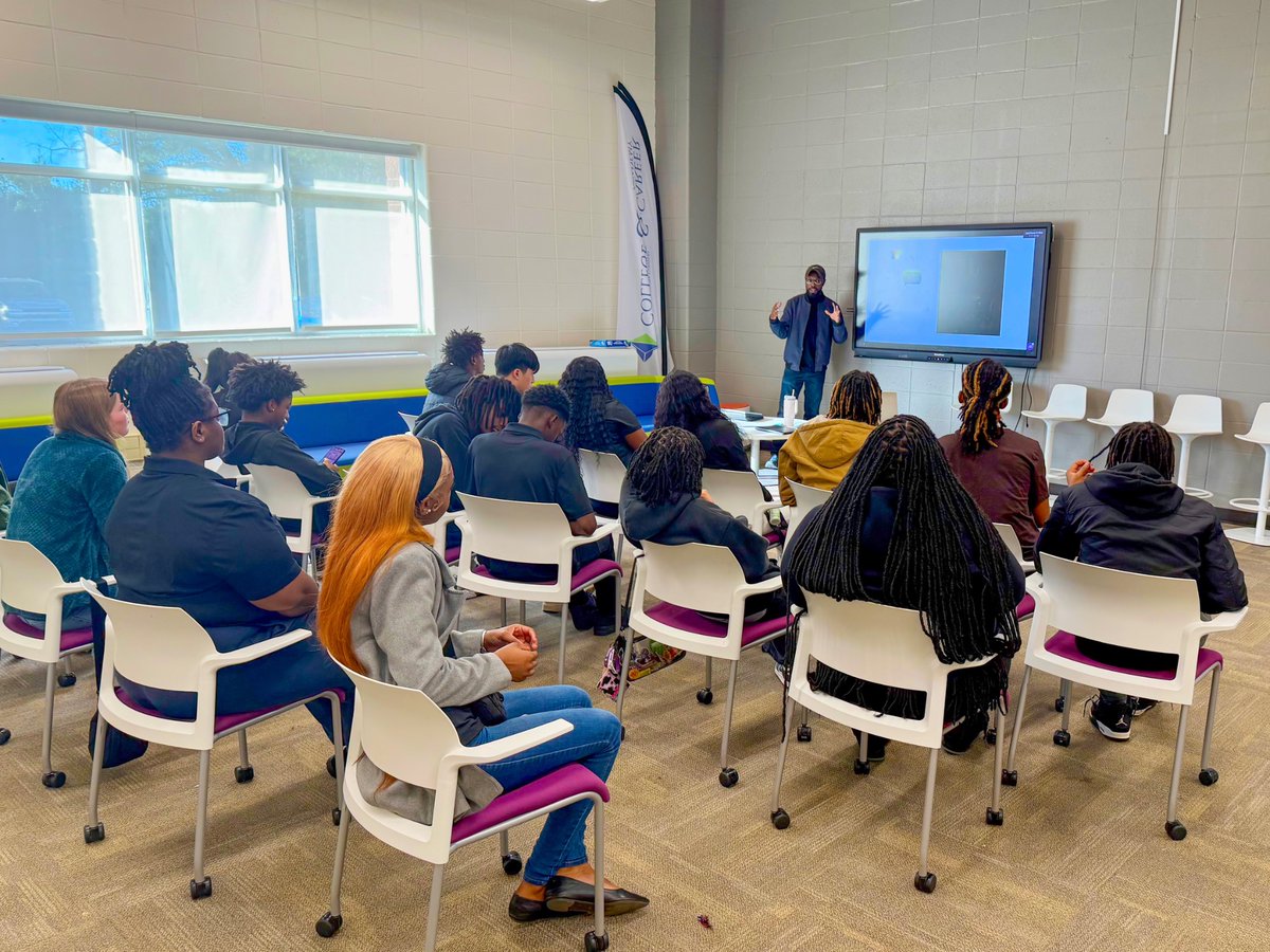 Just another day in marketing: conducting hands-on market research by visiting schools, gathering student feedback, and letting them vote for their favorites from their phones. Helping to shape an upcoming rebranding project!🌟📊🎨