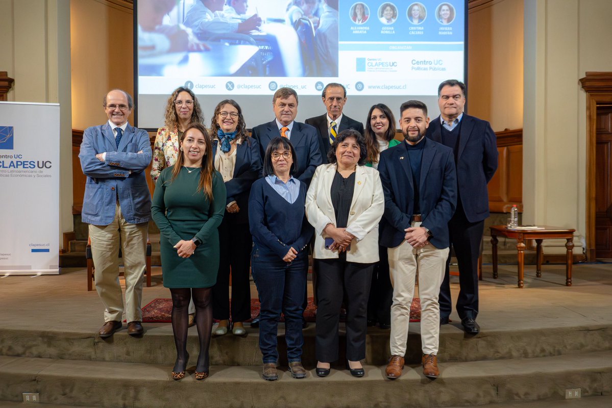 Agradezco la invitación a participar en el seminario “Directivos que transforman: desafíos y proyecciones del liderazgo en liceos públicos”, organizado por <a href="/ClapesUC/">CLAPES UC</a> y el <a href="/cppublicasuc/">Centro de Políticas Públicas UC</a>. Fue una valiosa oportunidad para dialogar sobre el rol del liderazgo escolar y su impacto en