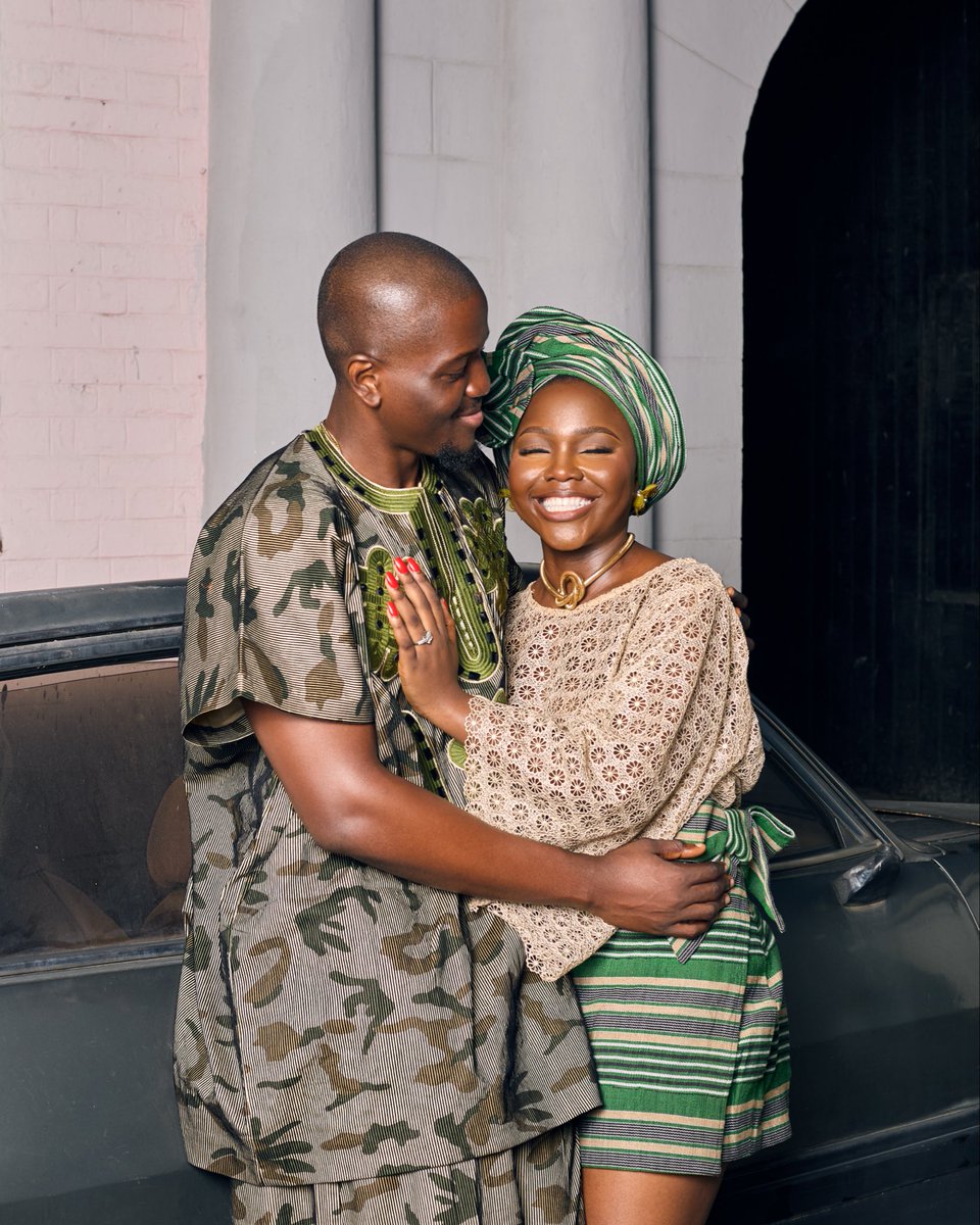 shotbydej's tweet photo. Kò sí ohun tó lè yà wa
Outfit: @_estaz 

#shotbydej #shotby? #SBD #prewedding #preweddingoutdoor  #productofgrace https://t.co/7SVp0TSbIX