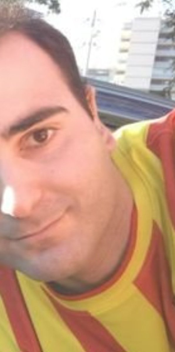 Otra cosica eres tú, que tus orejas pegadas te oprimen el cerebro y te hacen decir estas tonterias...