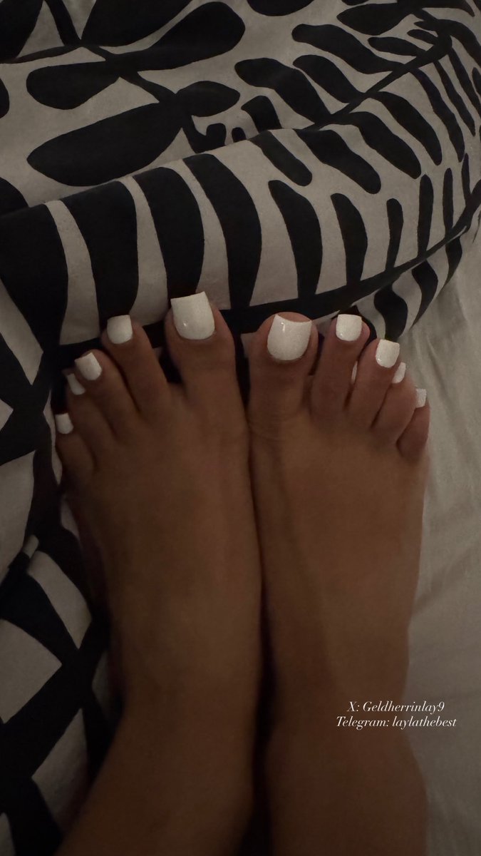 Geldherrinlay9's tweet photo. Online now for feet Videocalls🦶🏽✨on Telegram: laylathebest https://t.co/f3b9wdFi8b