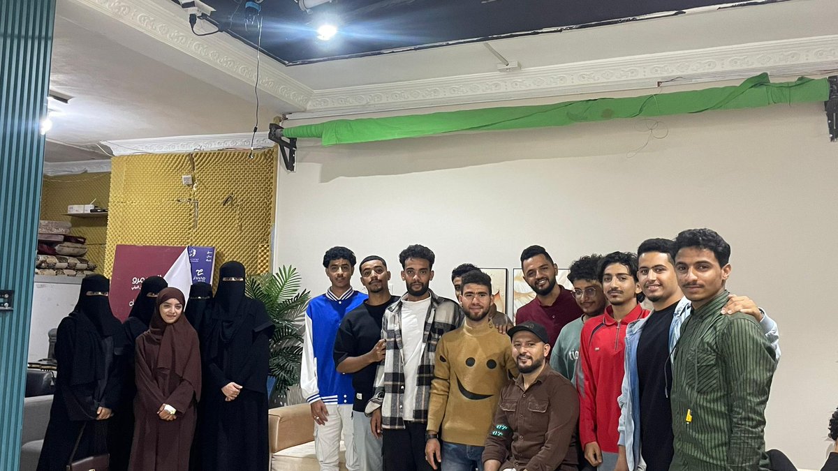 نظم قسم الاتصال التسويقي والإعلان بالجامعة ، نزولًا ميدانيًا لطلبة المستوى الثالث إلى شركة الجند ميديا، وذلك في إطار التطبيق العملي لمقرر سيكولوجية الإعلان.

وخلال الزيارة، تعرّف الطلبة على بيئة العمل الإعلامي وأساليب إعداد وتنفيذ الحملات الإعلانية.

#حقق_حلمك 
#جامعة_الجند