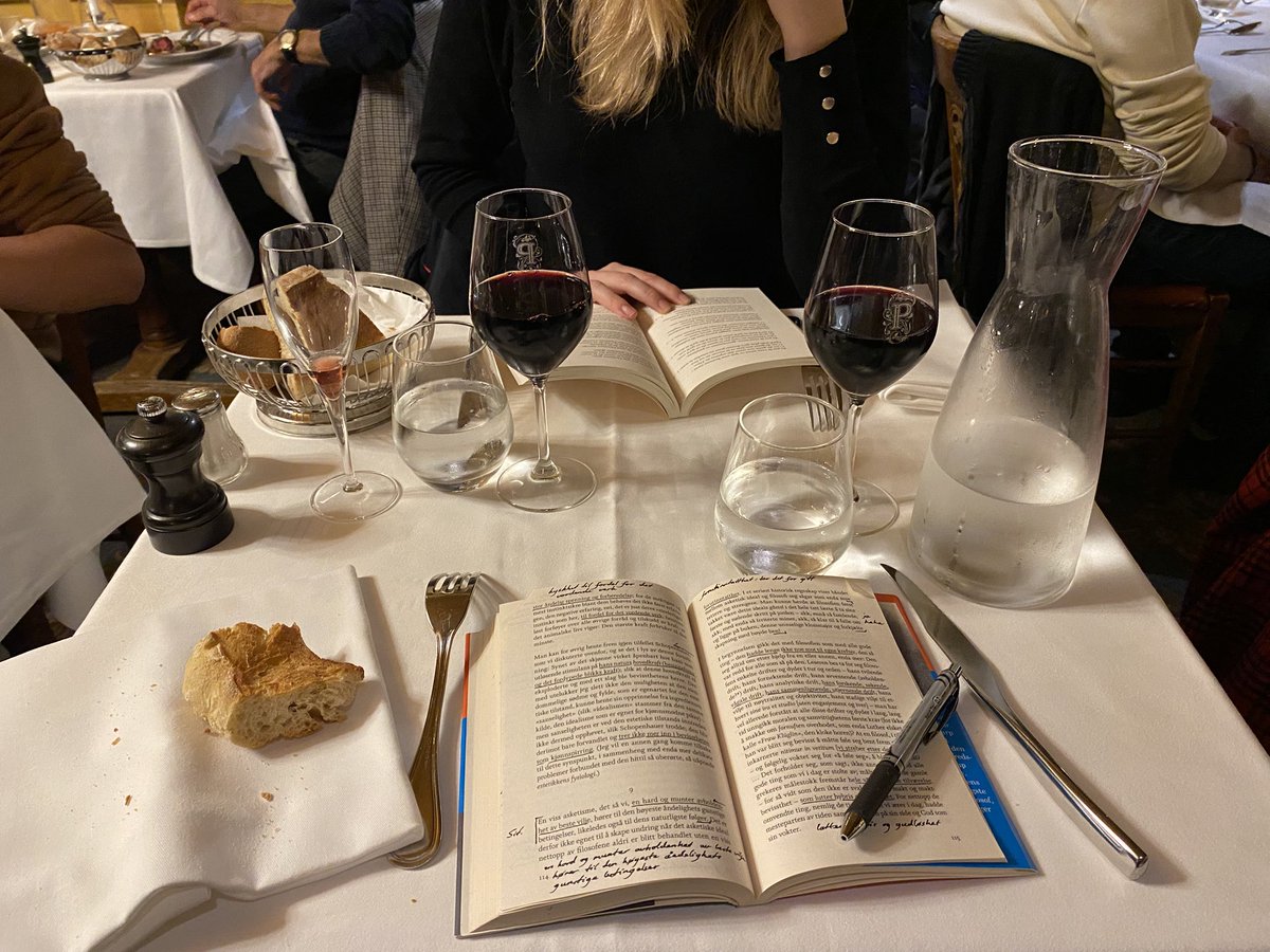 Eirikvi's tweet image. Great philosophy &amp;amp; poetry evening