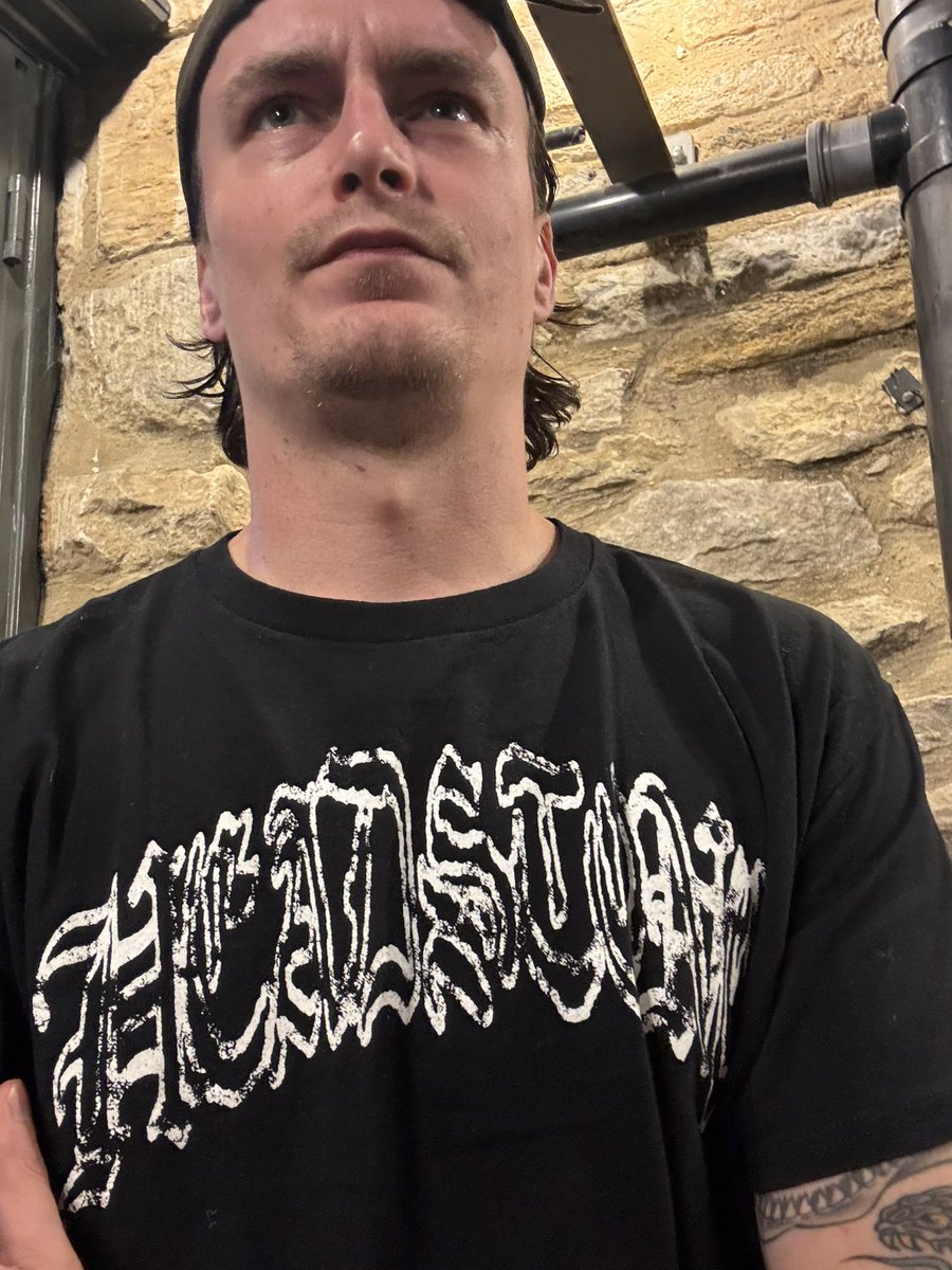 Wearing your own bands merch is sick until old boys at the pub start asking you about it, you just say it’s a metal band to save time, and they instantly say “Oh so you’re like Judas Priest?”. Yes geezer, almost identical to Judas Priest (pic mid conversation)