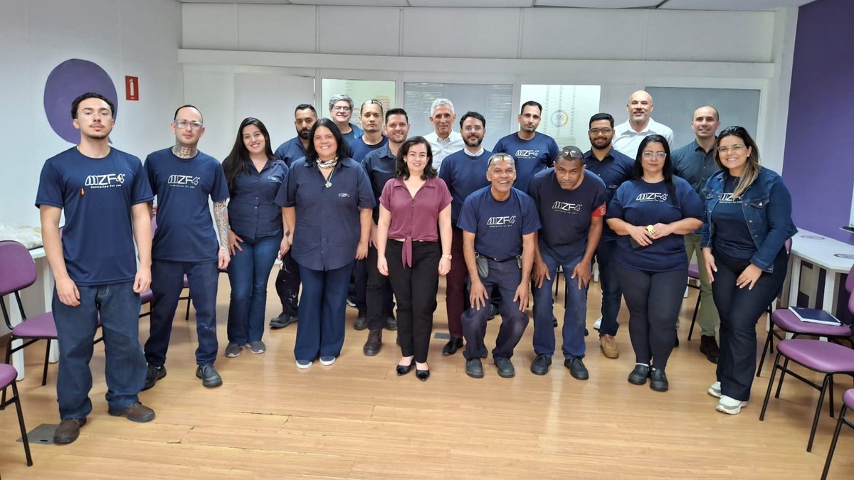 mzf4_group's tweet image. Another edition of Coffee with the #Leadership Team at #MZF4. The meeting brought together Claudio Mazzaferro (#CEO), Eduardo De Callis (#CCO) and Monica Vilah (#COO), along with employees from different areas, for a moment of proximity, active listening and experience sharing.