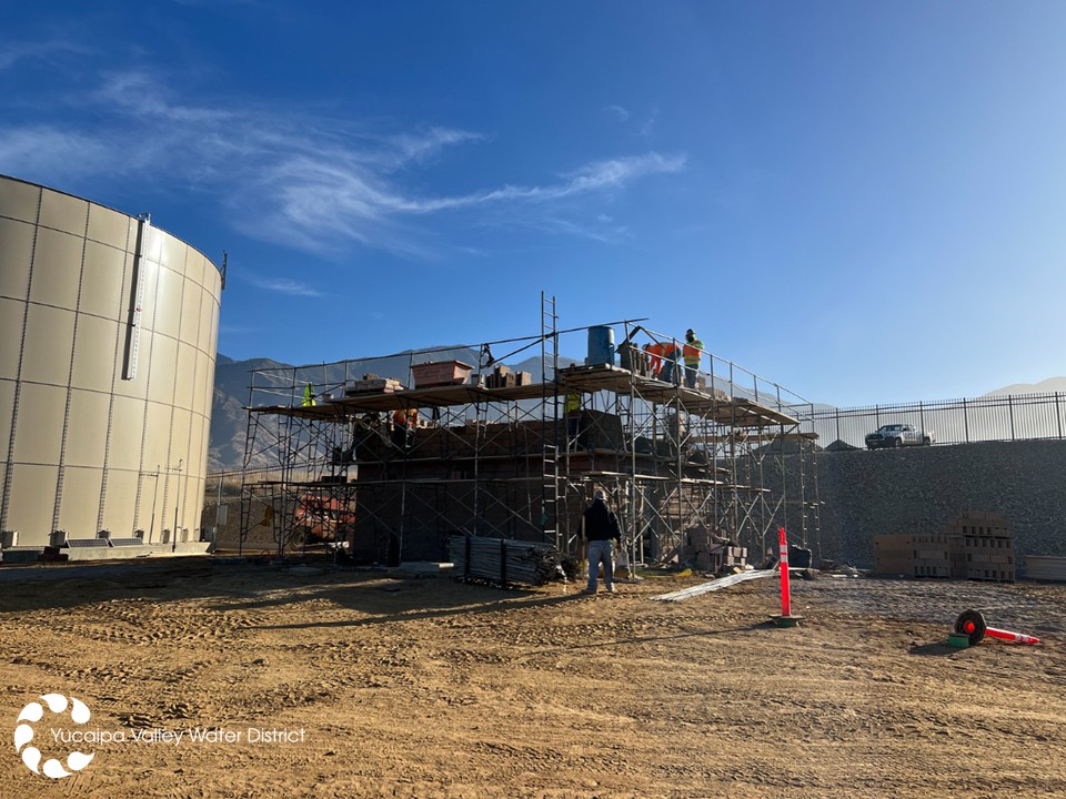 YVWD's tweet image. The Yucaipa Valley Water District's construction of the R-16.2 Reservoir and Booster Station marks a key infrastructure upgrade designed to enhance drinking water reliability and wildfire protection in the region.

This project replaced an old, 200,000-gallon bolted steel tank…