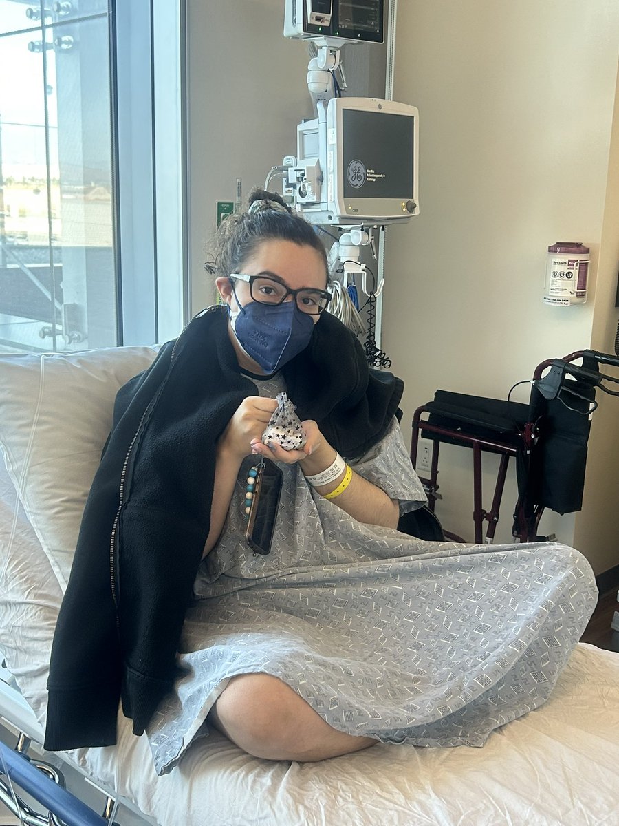 isabelleprimave's tweet image. feels very appropriate as a halsey stan that exactly four months ago i was having the time of my life, and now im getting my third bone marrow biopsy in less than a year…but at least i got my mojo bag with me this time 🫶🏻