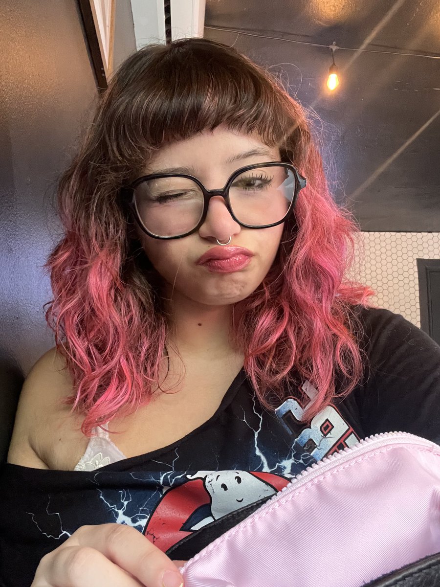 esotericadivina's tweet photo. it's my duty to update my pinned cada 5 meses pq se me olvida estar active😛😛

anyway... miren el hair growth 🤓🤓 https://t.co/RI7KVKx4oe