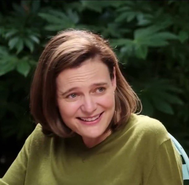 dyingscribe's tweet image. I don’t know how to explain the art here