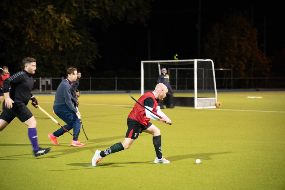 Late-night battles, sharp passes, and solid energy from the men’s crew at Rutledge 🔥🏑 #WVFHC #ThursdayNightHockey