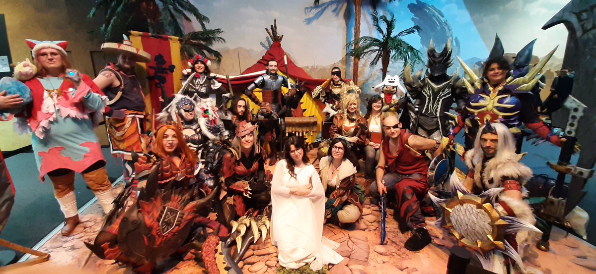 L'ensemble des cosplayeurs du MHFesta

Pour les pseudos et pages:
instagram.com/p/DQrx3EQDDpl/…

Malheureusement insta coupe l'image des 2 côtés ):

#MonsterHunter #monsterhunterwilds #mhwilds #モンスターハンター #モンハンワイル