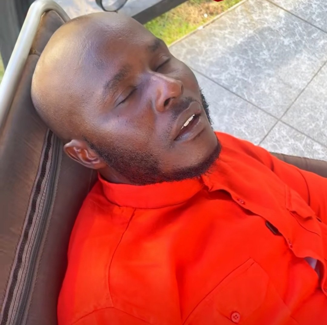 Nina microphone nina camera 
Ila sina internet ntaripoti vipi sasa