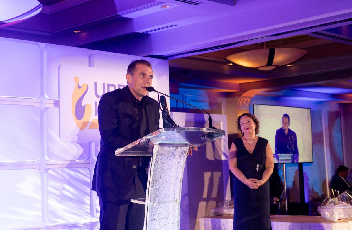 BocaPharmacy's tweet photo. Last week, our CEO Jacob Jamron was honored with the “Partner of Choice�� Award at the Urban Health Plan Annual Gala, an inspiring evening honoring the life, vision, and legacy of UHP’s founder, Dr. Richard “Doc” Izquierdo.

This award reflects Jacob’s deep commitment to building meaningful partnerships that advance health equity and expand access to care in the communities we serve.

Thank you to @Urbanhealthplan for this incredible honor, and for your continued work in advancing equity in care.

#BOCAPharmacyGroup #UHPGala #PartnerOfChoice #340B