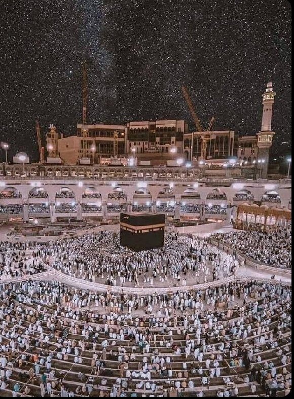 mlaa__k0's tweet image. #وفي ليله الجمعه 
وإني يا الله أرغب بعمرة عاجلة ، أغسل بها روحي ، اللهم بلغني مكة، اللهم يسر مطلبي وبلغني الوصول وتكفل بها وارزقني بها من حيث لا أحتسب🤲🏻🌷🤍🕋

#مكة_المكرمة 
#عمرة_مكة