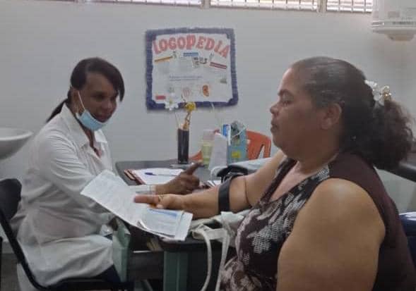 cubacooperaven's tweet photo. Pacientes están siendo atendidos en el departamento de Logopedia de la SRI Hornos de Cal. Un trabajo crucial para recuperar la comunicación y mejorar la calidad de vida.

#CubaCoopera https://t.co/H7jJuJ6txG