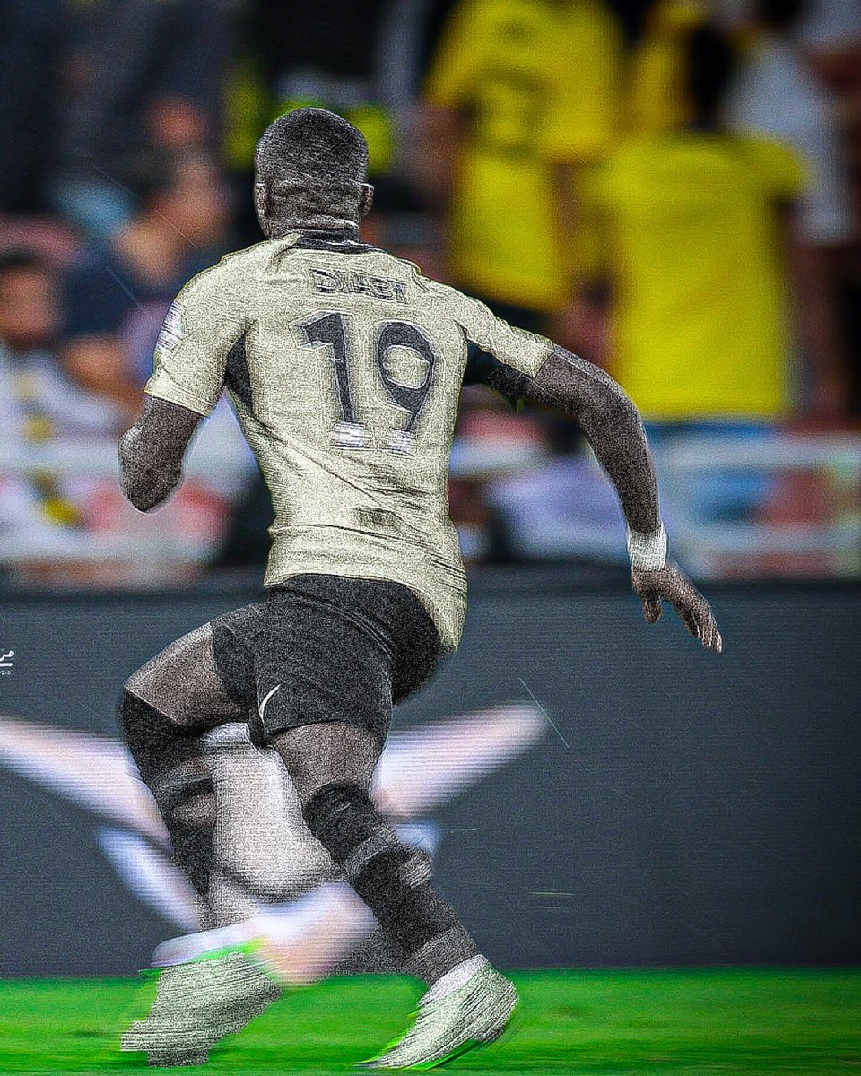 🚨🚨🚨 الرياضية : 

جاهزية موسى ديابي لمباراة الأهلي ، اللاعب سيشارك اليوم في تدريبات الفريق 🔥