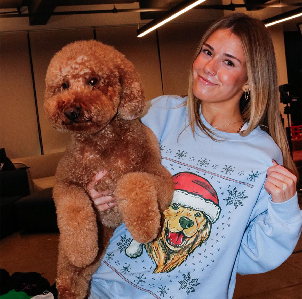 barstool_lax's tweet photo. Our new ugly sweater merch is live Eagles ⬇️⬇️⬇️

https://t.co/lPZhxfdnt9 https://t.co/HcMTSbAJ90
