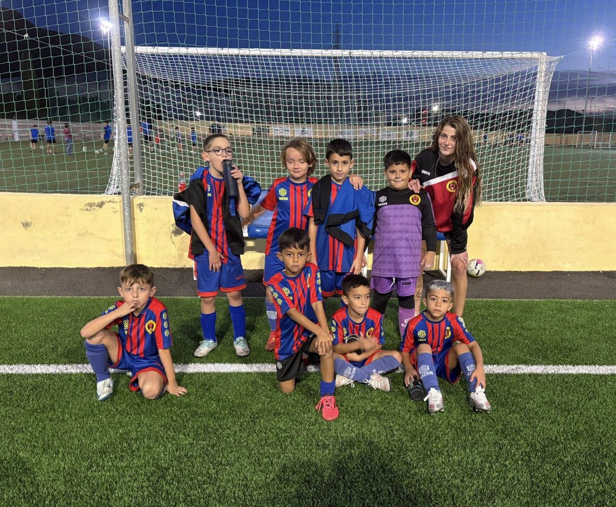 SFCMinerva2's tweet photo. 𝗣𝗥𝗘𝗕𝗘𝗡𝗝𝗔𝗠𝗜𝗡 |
Derrota de nuestro #prebenjamin 🆚 #CDDolorense
#SomosMinerva https://t.co/JLMQHUFl6V