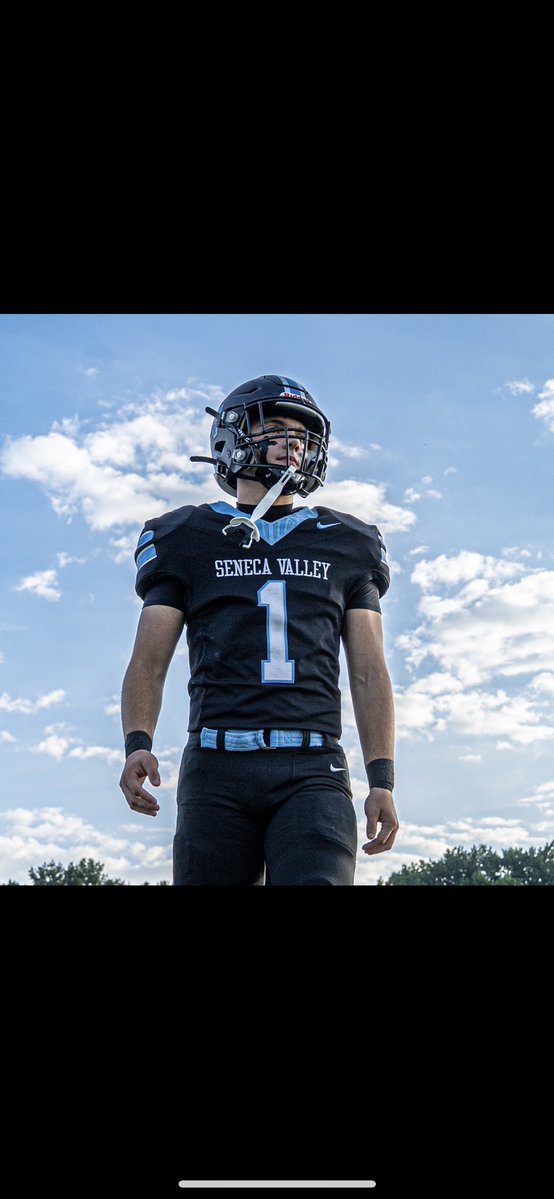 SENIOR SZN HIGHLIGHTS‼️
1st Team All Conf Linebacker(6a)
Recruitment is 100% open💯
<a href="/Barclay_64/">Don Barclay</a> <a href="/coachdonnyholl/">Donny Holl</a> <a href="/SVRaiderFB/">SenecaValleyFB</a> <a href="/DAWGHZERECRUITS/">Dawg House Recruiting</a> <a href="/On3sports/">On3</a> <a href="/wpialsportsnews/">The Content King Sports Media</a> 

hudl.com/v/2T6ect