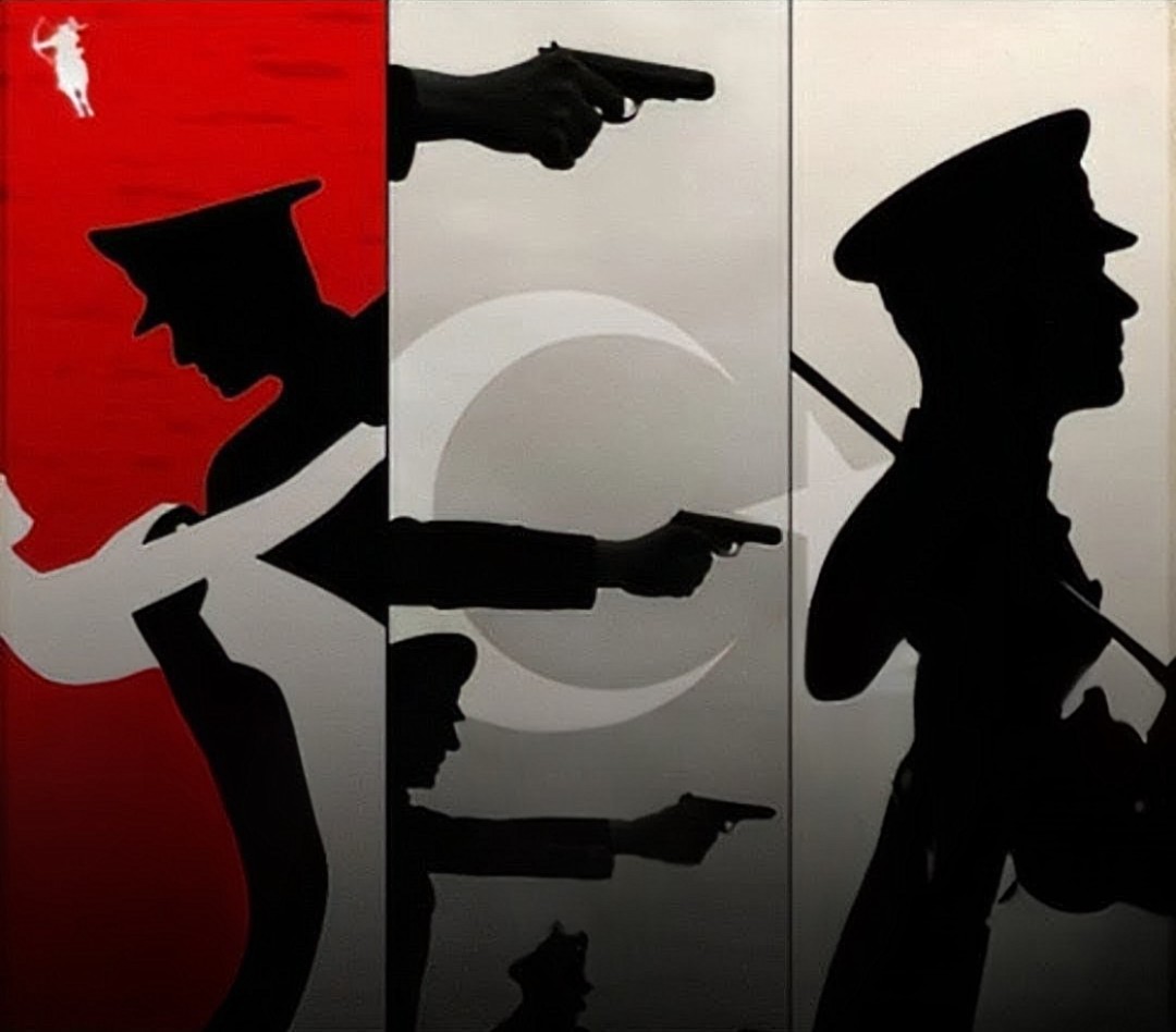 Kadınını sev, Vatanını koru, aileni onurlandır.