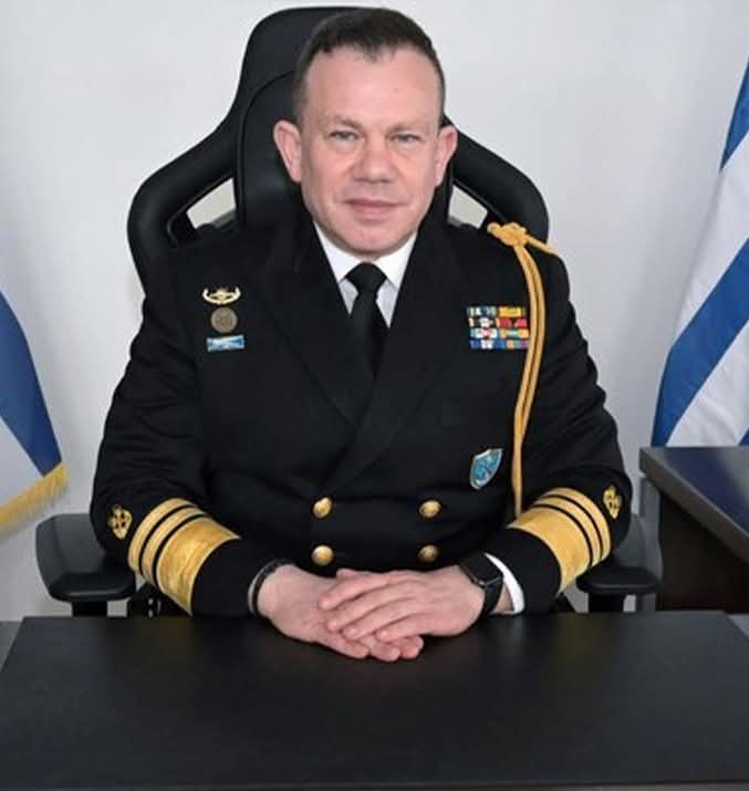 AretiAthanasiu's tweet image. ‼️650 ΝΕΚΡΟΙ ΖΗΤΟΥΝ ΔΙΚΑΙΩΣΗ‼️
Από σήμερα το βιογραφικό του Τρύφωνα Κοντιζά τον οποίο ο Κυριάκος Μητσοτάκης έκανε Αρχηγό του Λιμενικού Σώματος για να τον γλυτώσει, αν και ήξερε πως ήταν υπόδικος, έγινε &quot;πλουσιότερο&quot;. Το κοσμεί δίωξη για ανθρωποκτονία από αμέλεια με παράλειψη κατά…