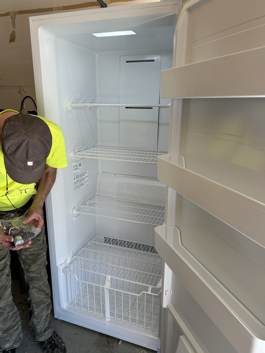 Scary Carrie tweet media