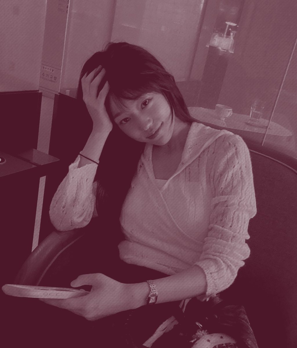 Lethalically's tweet image. ⠀ 

Happy birthday Helena! May the additional year be as kind as you are and adds more fun, happiness, love, and prosperity to your life. Truly only wishing the best for you. ⁠♡ 

⠀