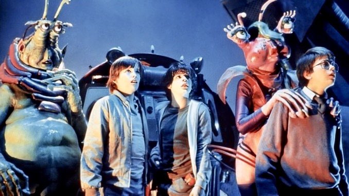 EXPLORERS

Ben: What's that?
Wak: Uhh... Space Pirates.