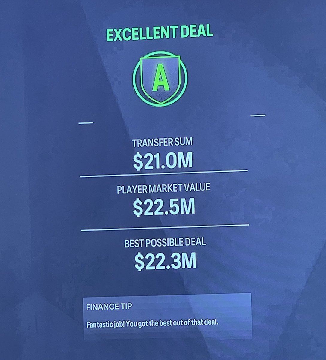 voidnick1's tweet image. Make it make sense tho 

Bought the player for 1.3m cheaper than
‘Best possible deal’…

#EAFC26