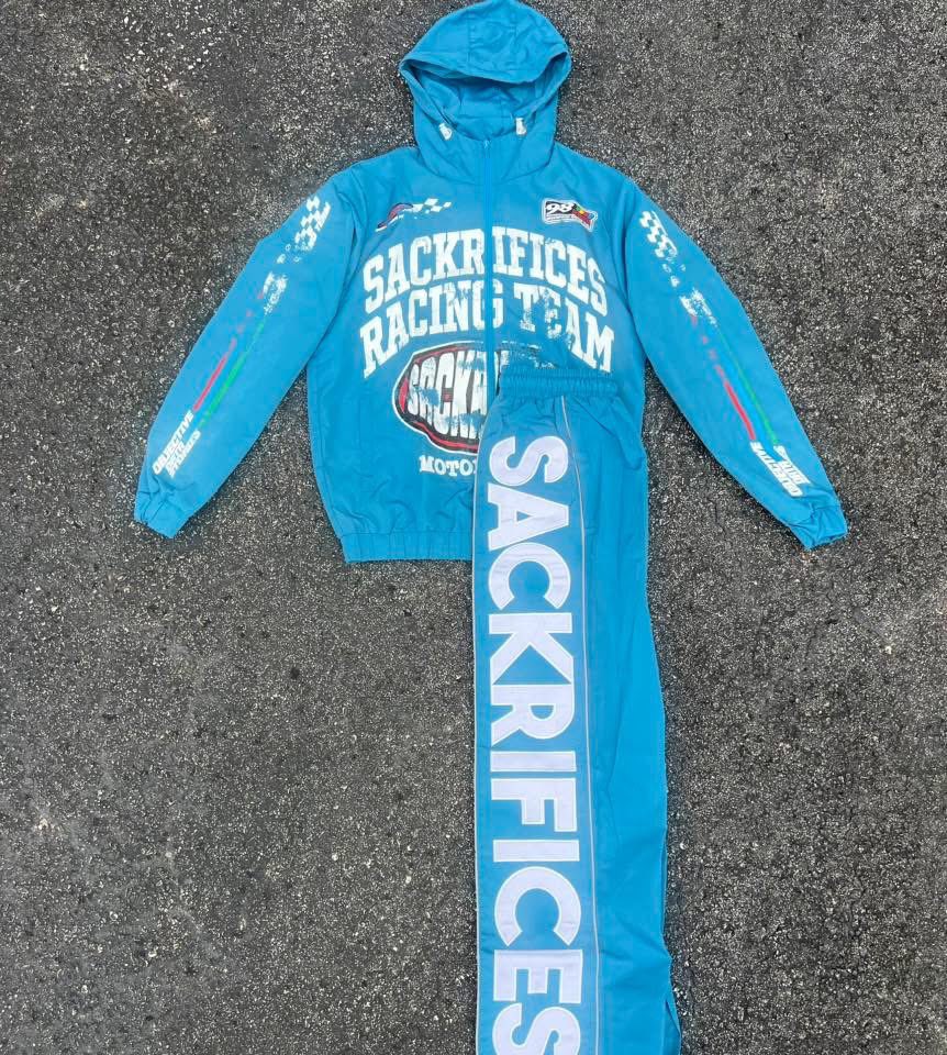 You guys asked for it and we delivered. Sack Turismo jacket and V3 pants sets now available with 2 bonus colors red and blue added‼️🔥🔥
Sackrifices.com