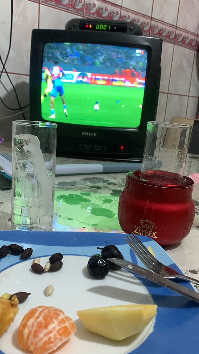 Garibim yüzü gülürmü 😂