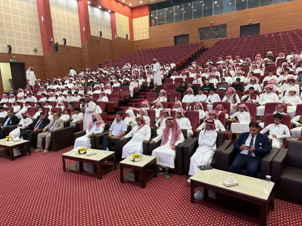 FAHAD166FA
ثانوية الجامعة الأهلية 
( أهمية الرياضيات في حياتنا ) 
بالشراكة مع جامعة الأمير سطام بن عبدالعزيز